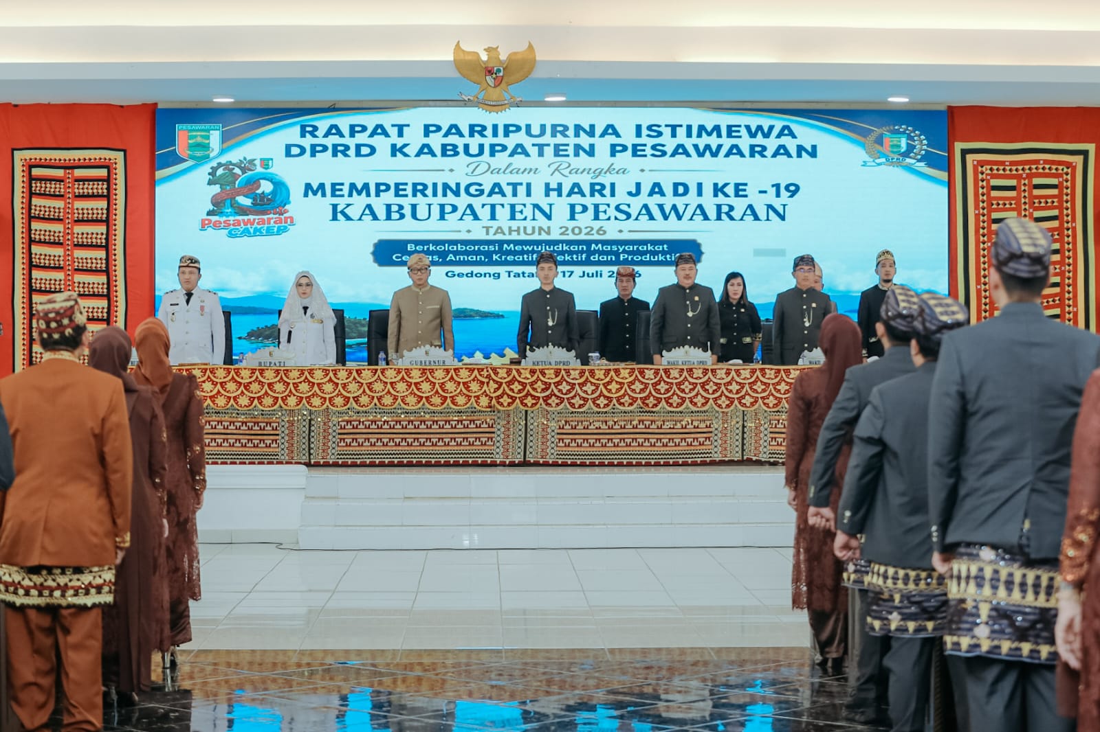 Hadiri Rapat Paripurna Istimewa DPRD Kabupaten Pesawaran dalam rangka peringatan Hari Jadi ke-19 Kabupaten Pesawaran, Gubernur Lampung Ajak Pesawaran Perkuat Kolaborasi dan Tingkatkan Kualitas SDM